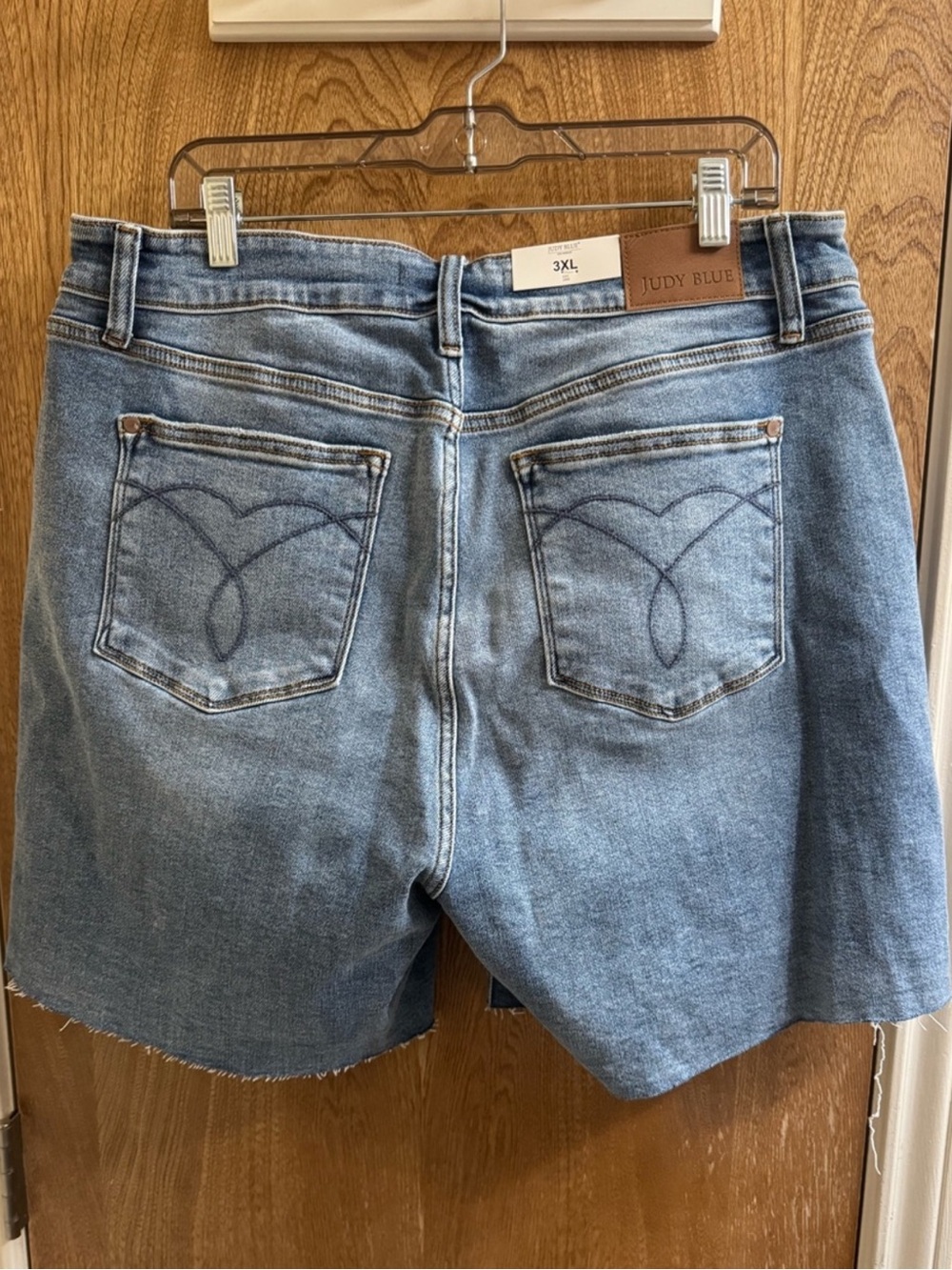 Judy Blue HIGH RISE CUTOFF SHORTS JB15276